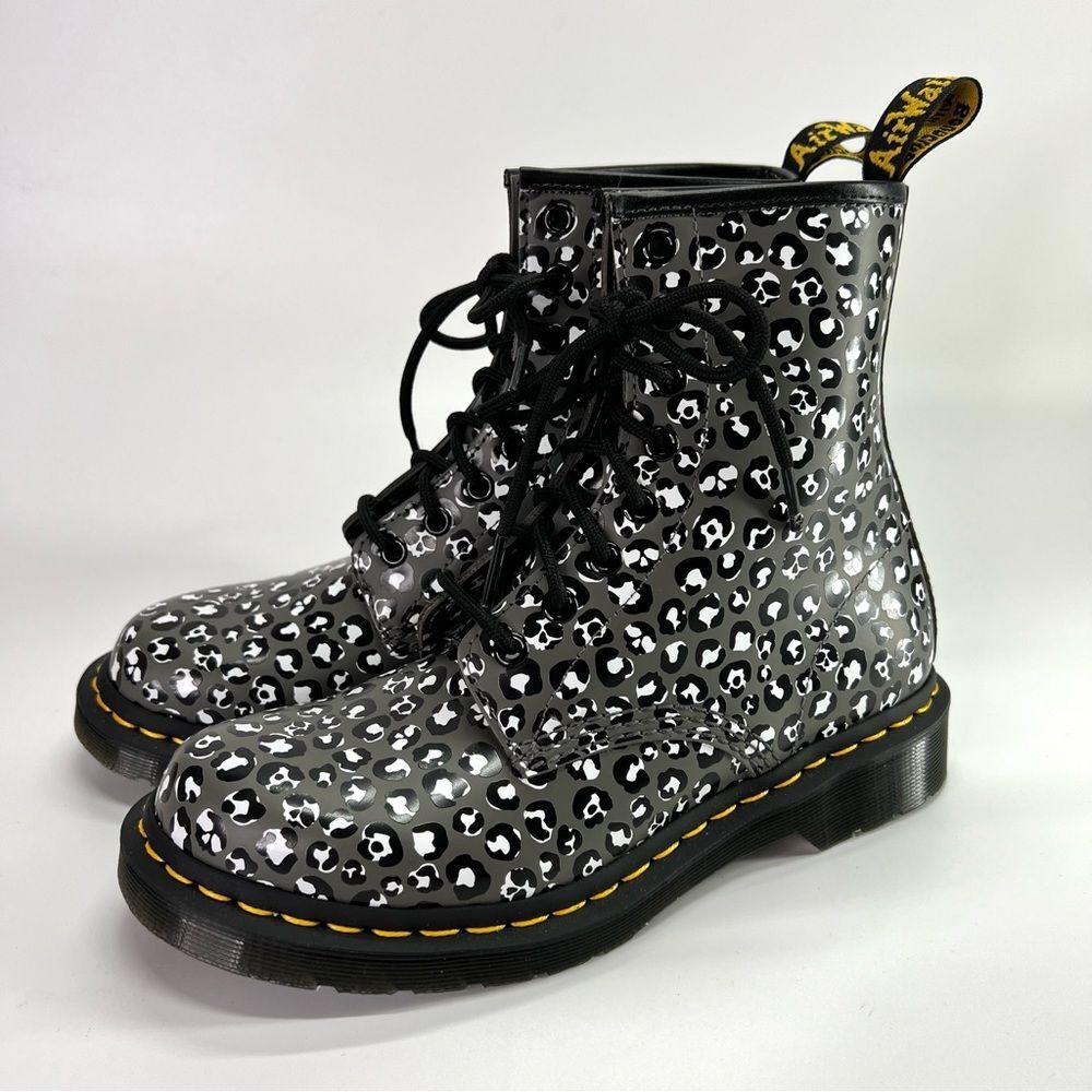 Dr. Martens Combat Boots 1460 Leopard Smooth Leather Lace Up 7 US/5UK